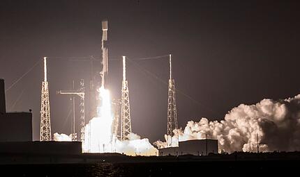 SpaceX startet die Mission Starlink 10-36 SpaceX startet die Mission Starlink 10-36