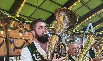 Blöchl auf der WiesnForchheim & Fränkische Schweiz Blöchl auf der WiesnForchheim & Fränkische Schweiz