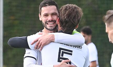 Erleichterung beim SC Sylvia Ebersdorf um Patrick Heidenreich: Beim TSV Breitengüßbach gelang ein wichtiger 1:0-Sieg. Erleichterung beim SC Sylvia Ebersdorf um Patrick Heidenreich: Beim TSV Breitengüßbach gelang ein wichtiger 1:0-Sieg.