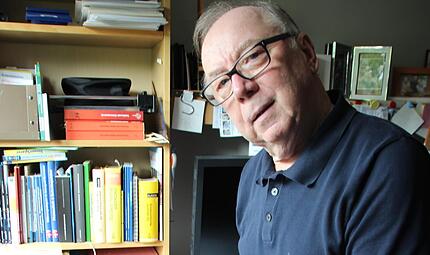 Klaus Tkotz in seinem Arbeitszimmer mit mehreren Exemplaren seiner jüngsten Fachbücher – mit Übersetzungen unter anderem ins Tschechische, Vietnamesische und Chinesische. R. Popp Klaus Tkotz in seinem Arbeitszimmer mit mehreren Exemplaren seiner jüngsten Fachbücher – mit Übersetzungen unter anderem ins Tschechische, Vietnamesische und Chinesische. R. Popp