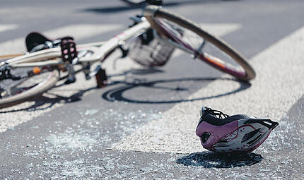 In Coburg stürzte ein Mann von seinem Rad und verstarb wenige Tage später im Krankenhaus. Fahrradunfall, Fahrradsturz, Fahrrad, Unfall